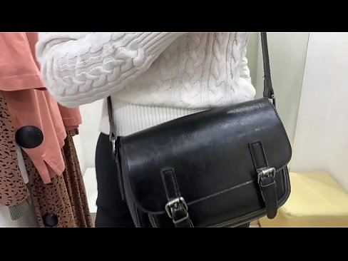 ❤️ אוננות פומבית של הכלבה הצעירה פרלברי עם דילדו בחדר המתאים ❤❌ סרטון סקס ב-iw.porn-milf-300.ru
